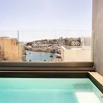 Stuart Promenade Pensjonat 4*