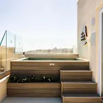 Stuart Promenade 4* Gzira