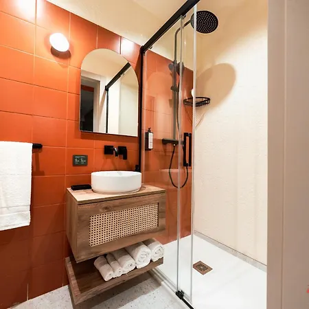 Гостевой дом Stuart By Zzzing