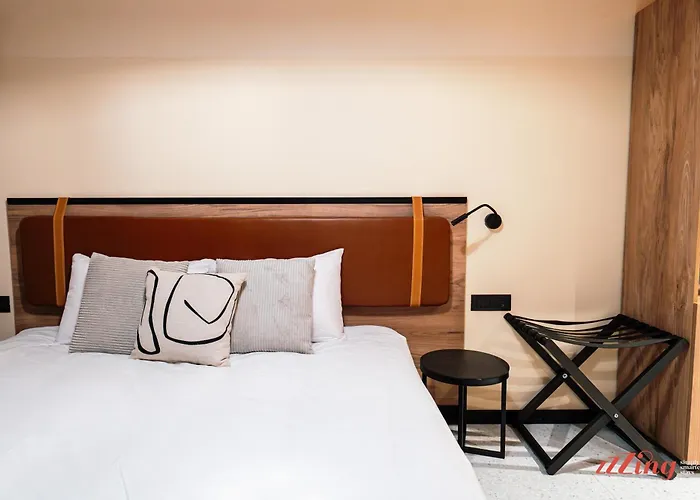 Stuart By Zzzing Гостевой дом 4*