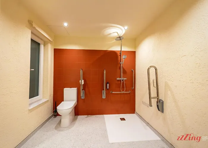 Stuart By Zzzing Гостевой дом